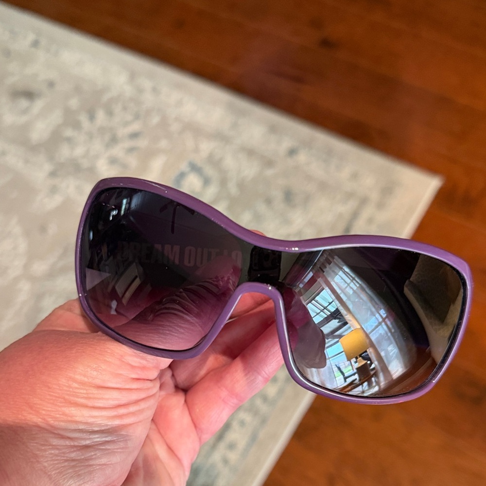 Vtg Selena Gomez Dream Out Loud Y2K Sunnies